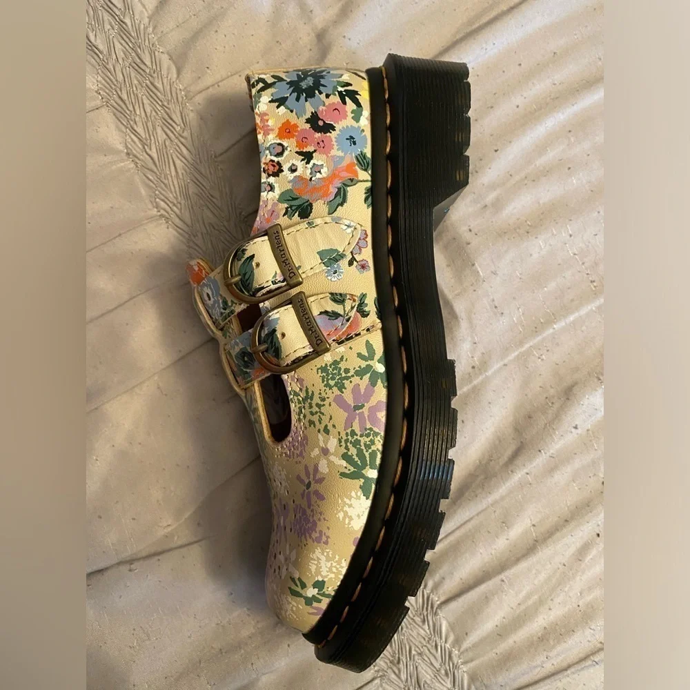 NWOT Dr. Martens 8065‎ Floral Mash Up Leather Mary Jane 'Parchment Beige Size 5 - Picture 5 of 13